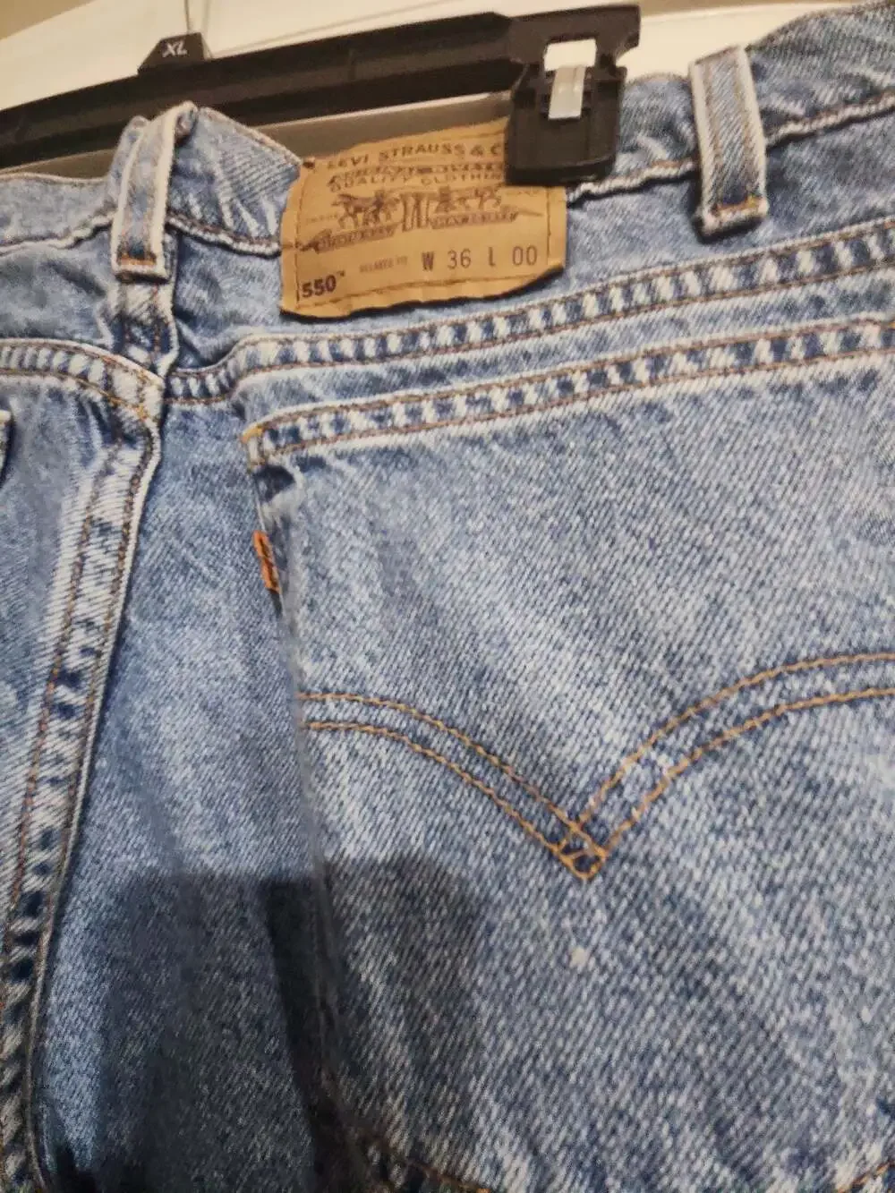 Vintage Levi's 550 Relaxed Fit Denim Shorts Men's Size 36